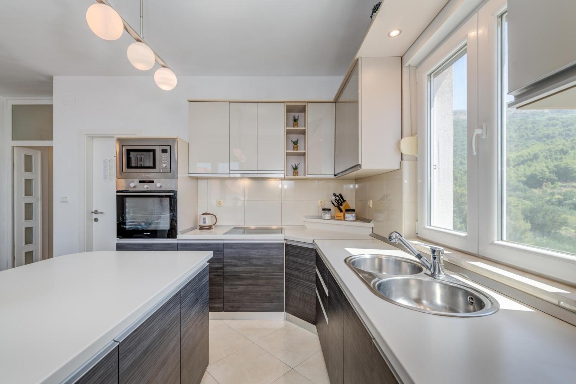 פודסטראנה Apartments Cala מראה חיצוני תמונה