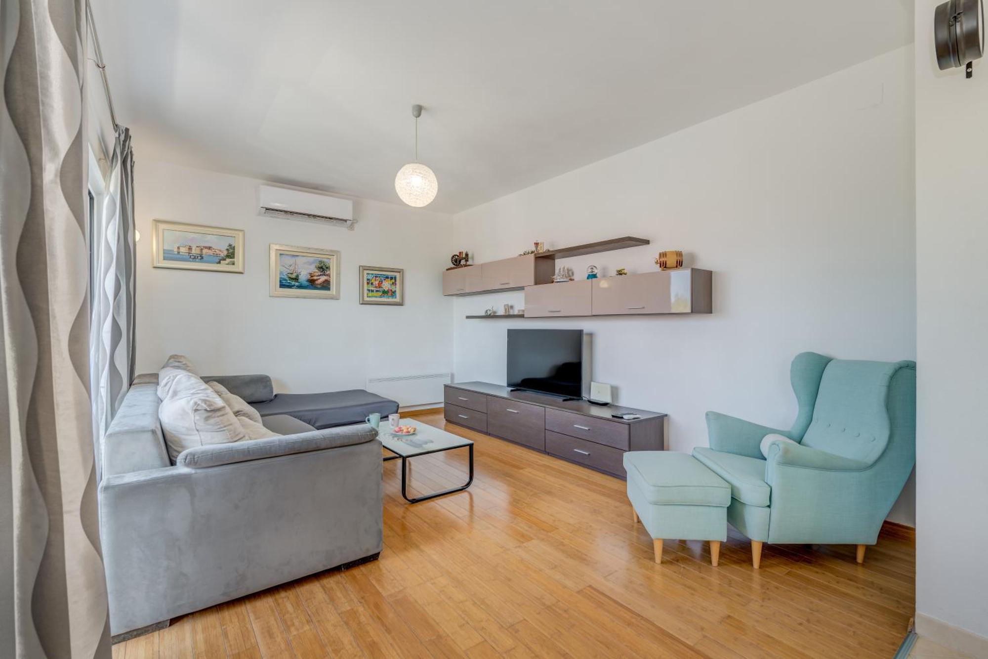 פודסטראנה Apartments Cala מראה חיצוני תמונה