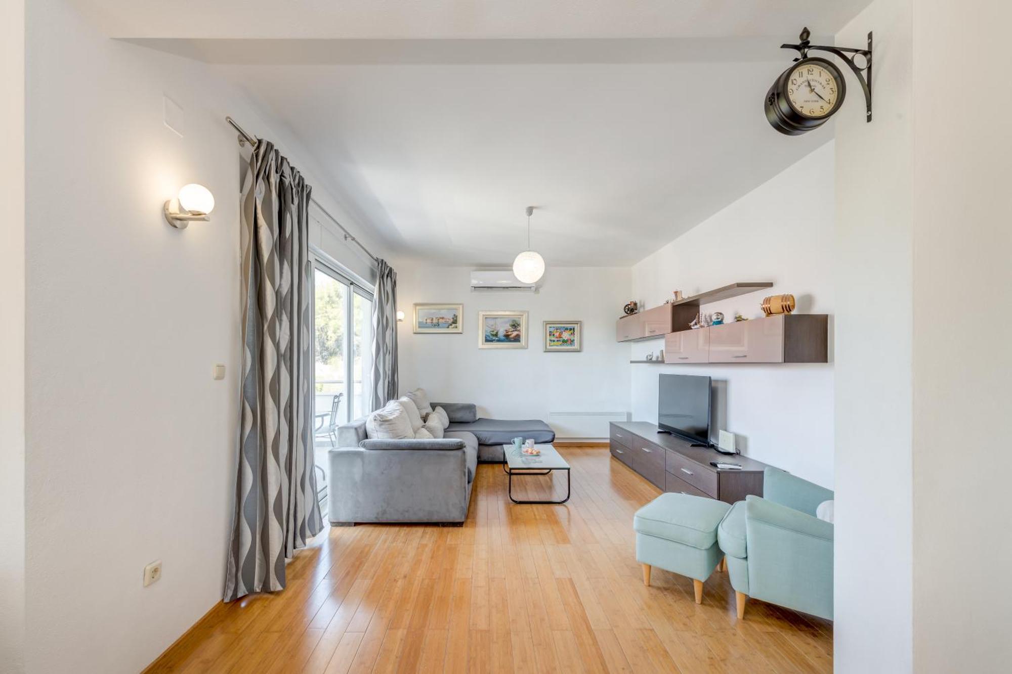 פודסטראנה Apartments Cala מראה חיצוני תמונה